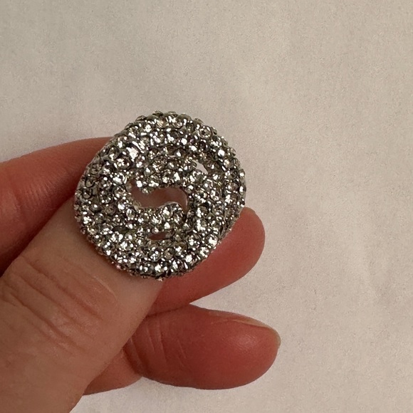 Silver Knit Cocktail Ring - Picture 3 of 4